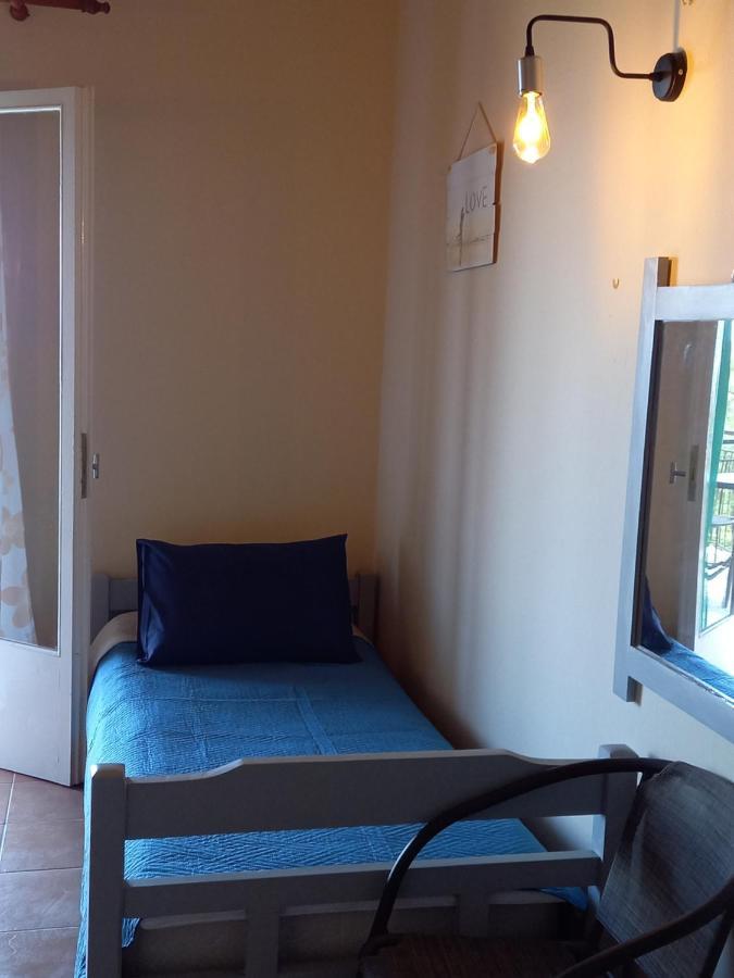 Agia Pelagia Seaview Apartments Agia Pelagia Chlomou Exterior foto